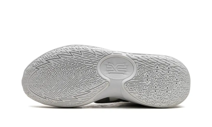 Nike Basketball Kyrie 5 Low 'White Wolf Grey Black'